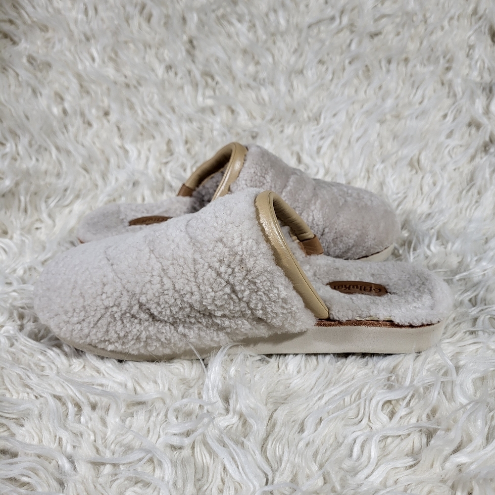 OLUKAI Pupu Mua Slippers Size 9 - Picture 5 of 9